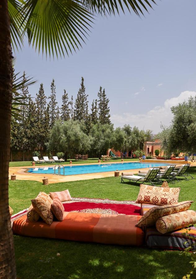 Tiguemine Sarah Hotel Douar Akkara Buitenkant foto